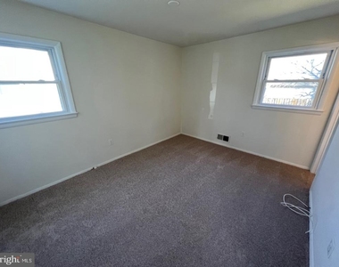 13303 Holdridge Road - Photo Thumbnail 8
