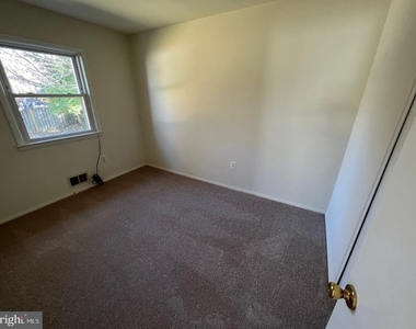 13303 Holdridge Road - Photo Thumbnail 12
