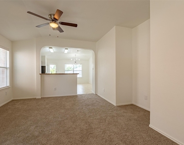 12905 Thomas Jefferson St - Photo Thumbnail 4