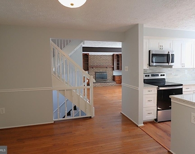 7518 Weatherby Drive - Photo Thumbnail 29