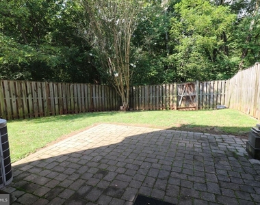 7518 Weatherby Drive - Photo Thumbnail 31