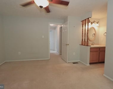 7518 Weatherby Drive - Photo Thumbnail 15