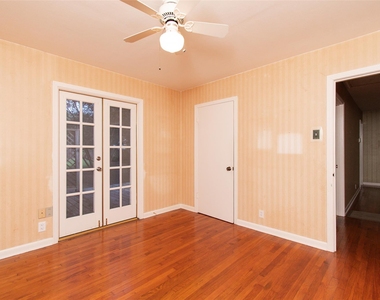 4510 Russell Dr - Photo Thumbnail 16