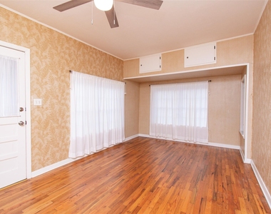 4510 Russell Dr - Photo Thumbnail 8