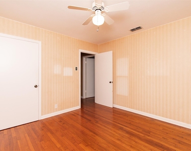 4510 Russell Dr - Photo Thumbnail 17