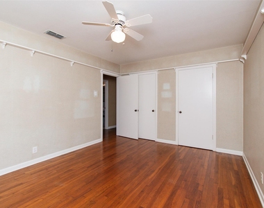 4510 Russell Dr - Photo Thumbnail 13
