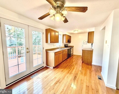 1234 Elm Grove Circle - Photo Thumbnail 6