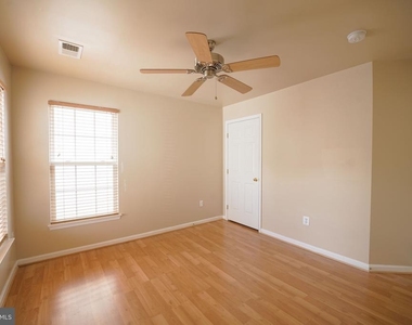 303 Highland Ridge Avenue - Photo Thumbnail 17