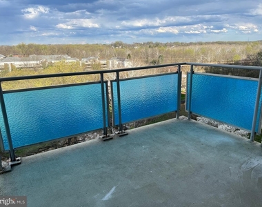 10201 Grosvenor Place - Photo Thumbnail 31