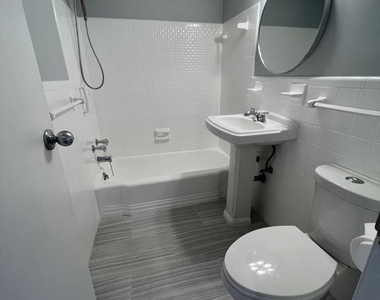 10201 Grosvenor Place - Photo Thumbnail 28
