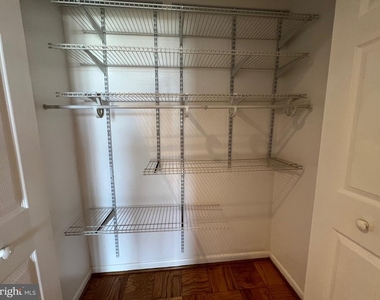 10201 Grosvenor Place - Photo Thumbnail 16