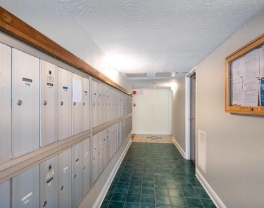 4970 Battery Lane - Photo Thumbnail 24