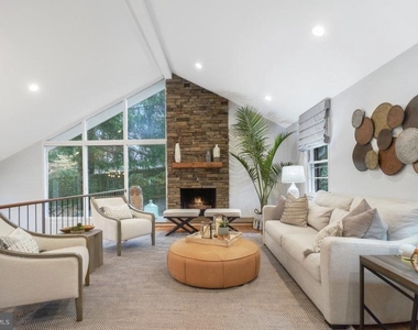 7312 Burdette Court - Photo Thumbnail 2