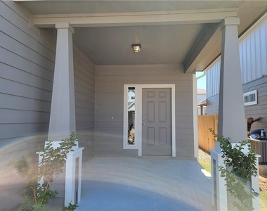 12813 Gilliland Ln - Photo Thumbnail 1