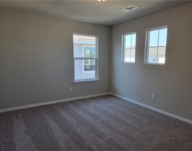 12813 Gilliland Ln - Photo Thumbnail 27