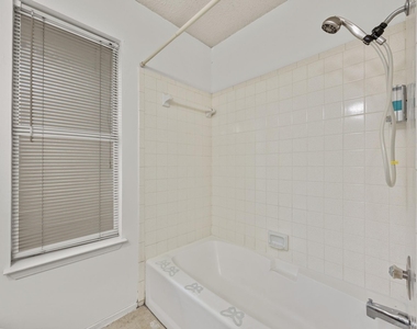 800 E Central Dr - Photo Thumbnail 23