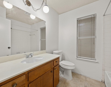 800 E Central Dr - Photo Thumbnail 22