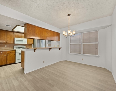 800 E Central Dr - Photo Thumbnail 8