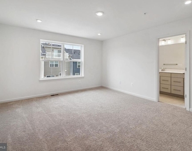 4515 Bathgate Court - Photo Thumbnail 20