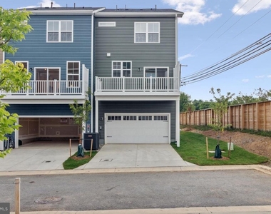 4515 Bathgate Court - Photo Thumbnail 47