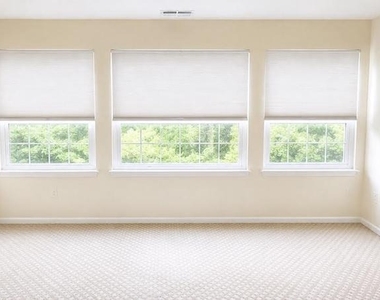 8605 Falls Run Road Ne - Photo Thumbnail 15