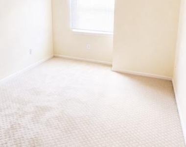 8605 Falls Run Road Ne - Photo Thumbnail 11