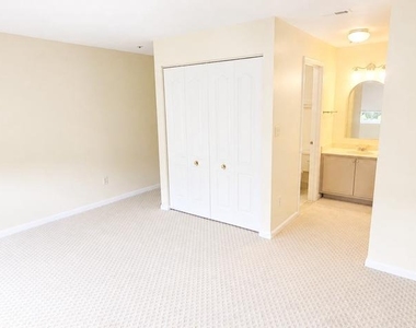 8605 Falls Run Road Ne - Photo Thumbnail 17