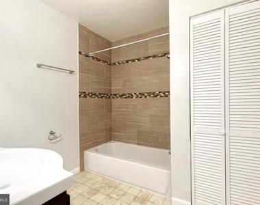 10564 Cross Fox Lane - Photo Thumbnail 14