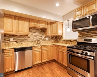 10564 Cross Fox Lane - Photo Thumbnail 8