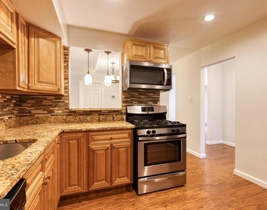 10564 Cross Fox Lane - Photo Thumbnail 10