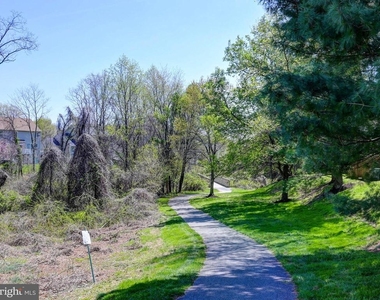 6311 Wind Rider Way - Photo Thumbnail 42