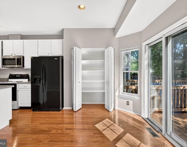 6311 Wind Rider Way - Photo Thumbnail 23