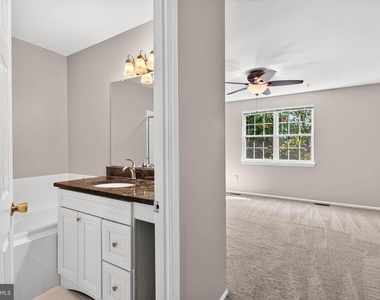 6311 Wind Rider Way - Photo Thumbnail 32