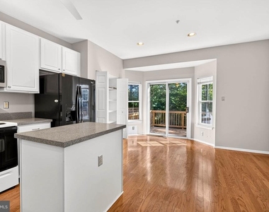 6311 Wind Rider Way - Photo Thumbnail 19