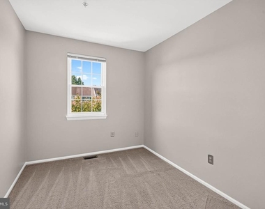 6311 Wind Rider Way - Photo Thumbnail 28
