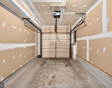 6311 Wind Rider Way - Photo Thumbnail 12