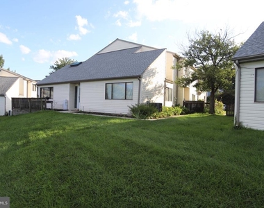 1709 Crimson Tree Way - Photo Thumbnail 27