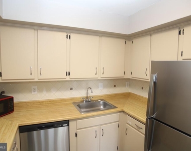 1709 Crimson Tree Way - Photo Thumbnail 11