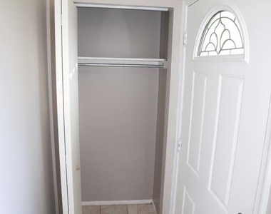 1709 Crimson Tree Way - Photo Thumbnail 23