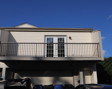 1709 Crimson Tree Way - Photo Thumbnail 2