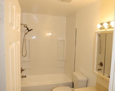 1709 Crimson Tree Way - Photo Thumbnail 17