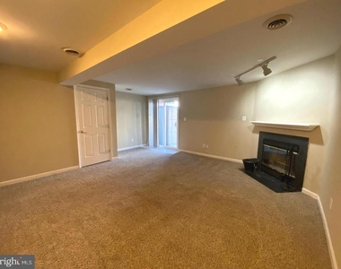 3358 Garrison Circle - Photo Thumbnail 21