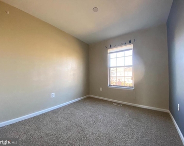 3358 Garrison Circle - Photo Thumbnail 15