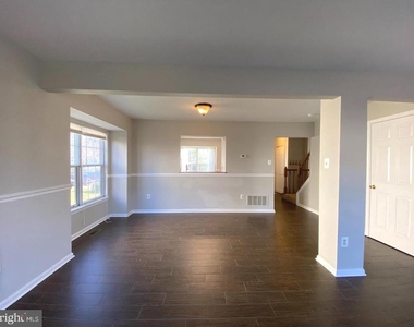 3358 Garrison Circle - Photo Thumbnail 8