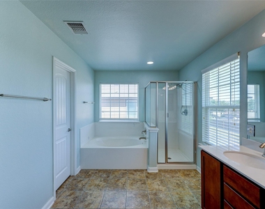 455 Gina Dr - Photo Thumbnail 24