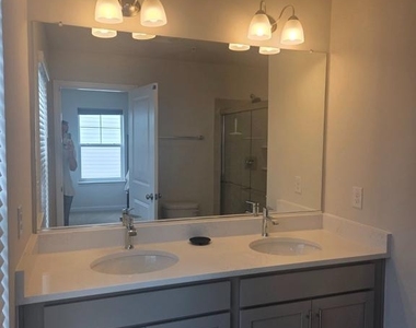 432 Herringbone Way Way - Photo Thumbnail 5