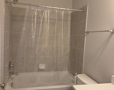 432 Herringbone Way Way - Photo Thumbnail 3