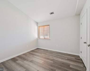 2104 Whitehall Road - Photo Thumbnail 25