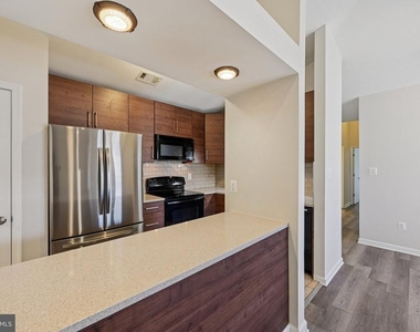 2104 Whitehall Road - Photo Thumbnail 17