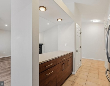 2104 Whitehall Road - Photo Thumbnail 16